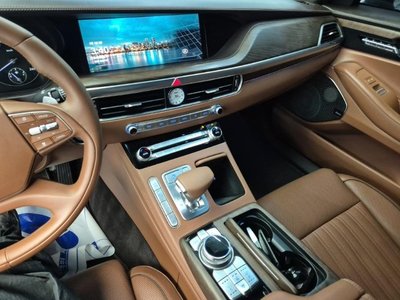 صورة 9 لـ 2021 Genesis G90