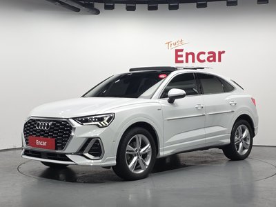 AUDI Q3 - 1