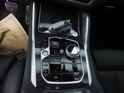2023 BMW X6 — миниатюра 11
