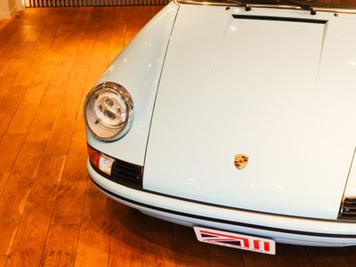 PORSCHE 911 TARGA - 7