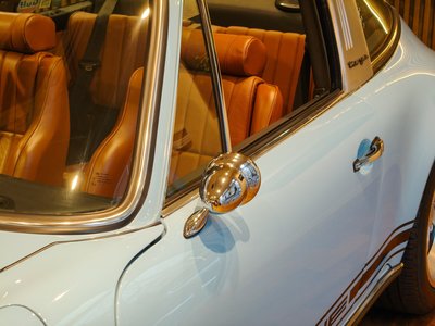 PORSCHE 911 TARGA - 8