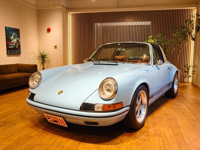 PORSCHE 911 TARGA - 4