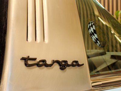 PORSCHE 911 TARGA - 10