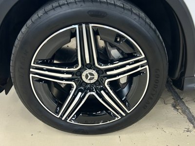 MERCEDES-BENZ GLC - 10