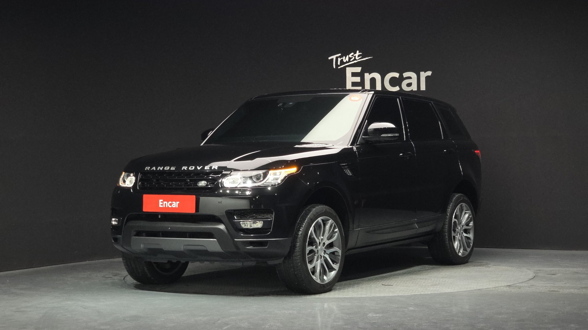 LAND ROVER RANGE ROVER SPORT - View 1