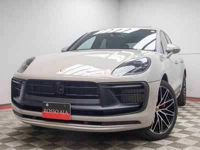 صورة 2 لـ 2021 Porsche MACAN