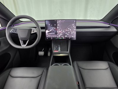 TESLA MODEL Y - 5