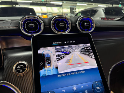 MERCEDES-BENZ GLC - 10