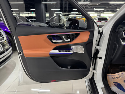 MERCEDES-BENZ GLC - 8