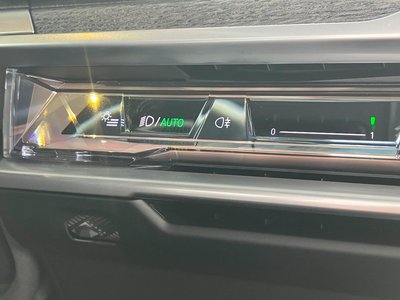 2025 BMW I7 缩略图 59