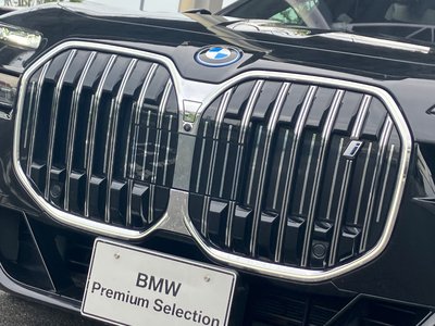 2025 BMW I7 缩略图 12