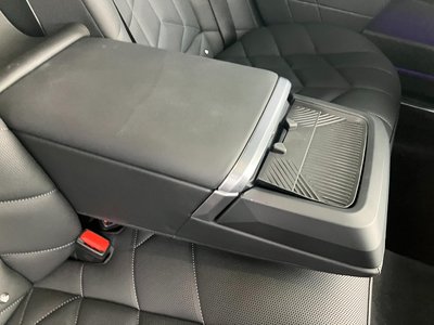 2025 BMW I7 缩略图 77
