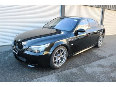 صورة 8 لـ 2007 BMW M5