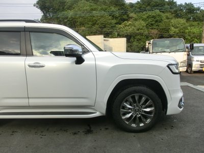 2024 Toyota LAND CRUISER 300 缩略图 28