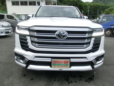 TOYOTA LAND CRUISER 300 - 5