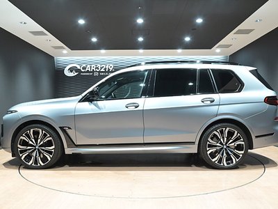2024 BMW X7 缩略图 11