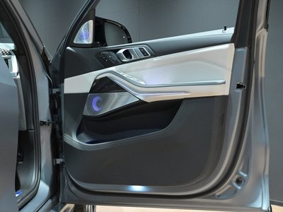 2024 BMW X7 缩略图 66