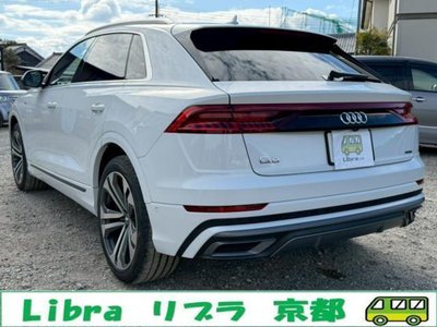 AUDI Q8 - 2