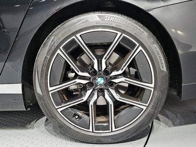 BMW 7 SERIES - 8