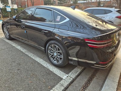 GENESIS G80 (RG3) - 2