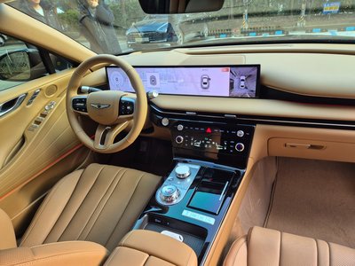 GENESIS G80 (RG3) - 8