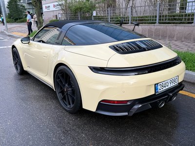 صورة 5 لـ 2025 Porsche 911