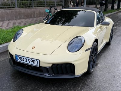 صورة 1 لـ 2025 Porsche 911