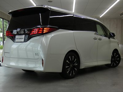 2023 Toyota ALPHARD — фото 2