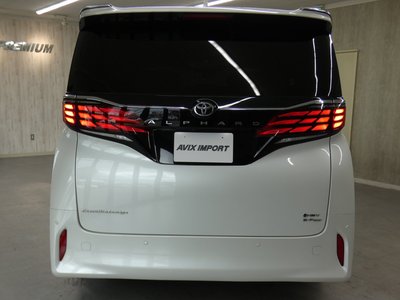 2023 Toyota ALPHARD — фото 4