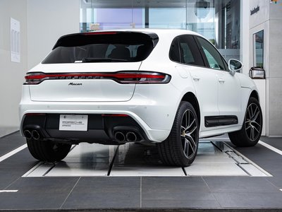 PORSCHE MACAN - 3