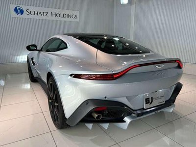 ASTON MARTIN VANTAGE - 5