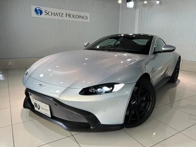 ASTON MARTIN VANTAGE - 1