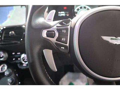 ASTON MARTIN VANTAGE - 10