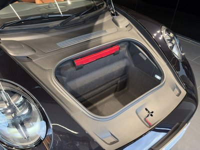 PORSCHE 911 - 6