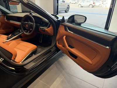 PORSCHE 911 - 8