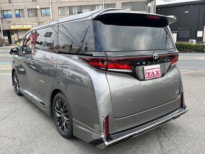 TOYOTA VELLFIRE - 7