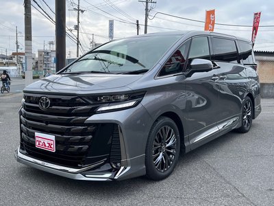 TOYOTA VELLFIRE - 1