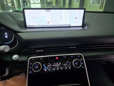 2020 Genesis GV80 photo 10