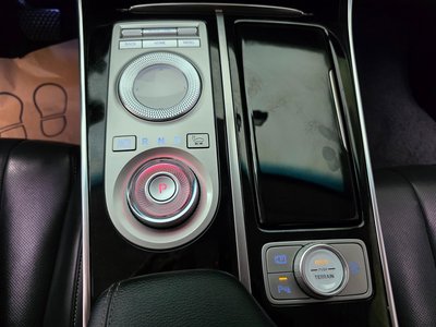 2020 Genesis GV80 thumbnail 15