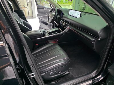 2020 Genesis GV80 photo 8