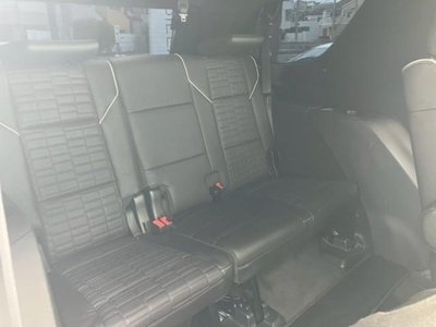2023 Cadillac ESCALADE — миниатюра 14