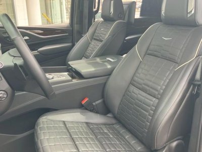 2023 Cadillac ESCALADE — миниатюра 12