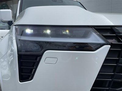 صورة مصغرة 34 لـ 2026 Lexus GX