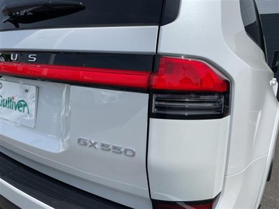 صورة مصغرة 36 لـ 2026 Lexus GX
