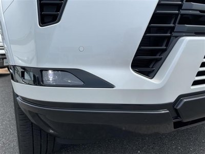 صورة مصغرة 35 لـ 2026 Lexus GX