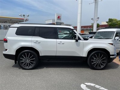 صورة مصغرة 33 لـ 2026 Lexus GX