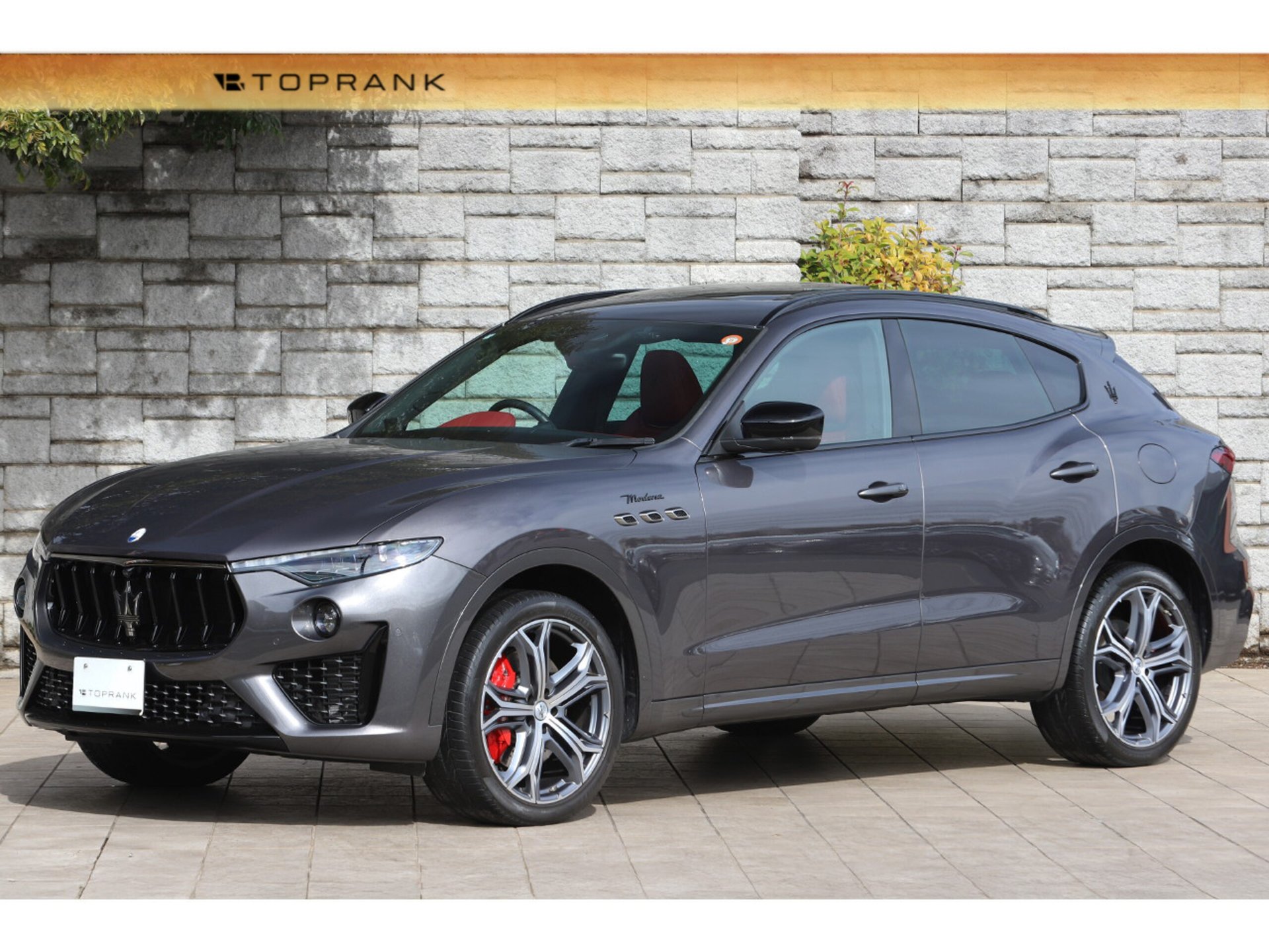 MASERATI LEVANTE - View 1
