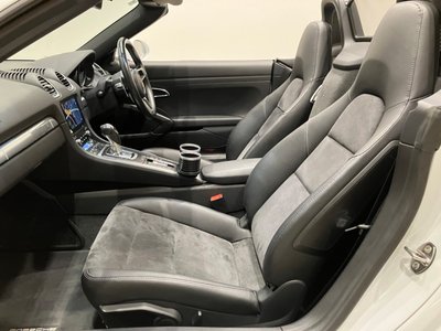 صورة مصغرة 30 لـ 2019 Porsche 718