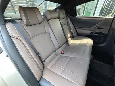 2024 Lexus ES — миниатюра 37