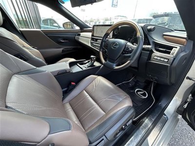 2024 Lexus ES — миниатюра 33